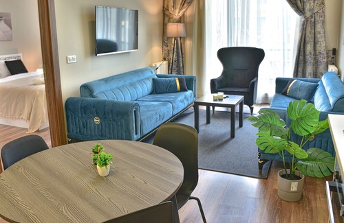 Esenyurt Apartment | Cozy & Bright 1-Bedroom Apt near City Center AVM