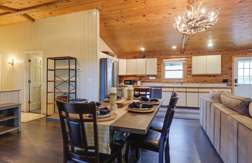 Brookville Cabin | Cozy Brookville Home w/Fire Pit & Deck!