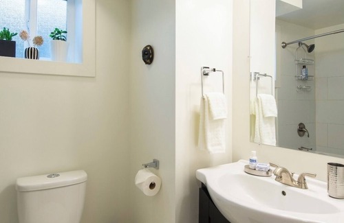 Mount Baker Apartment | Cozy Bungalow in Beautiful Neighborhood