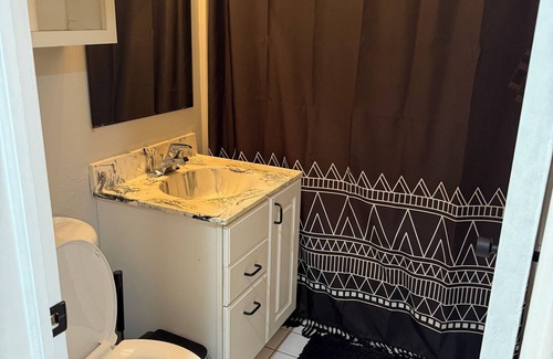 Ericsson House | Cozy bungalow in Minneapolis