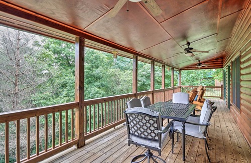 Ellijay Cabin | Cozy Cabin at a Mountain Resort 4 Mi to Downtown!
