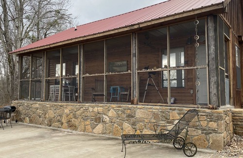 Marshall Cabin | Cozy Cabin Close to the Buffalo National River