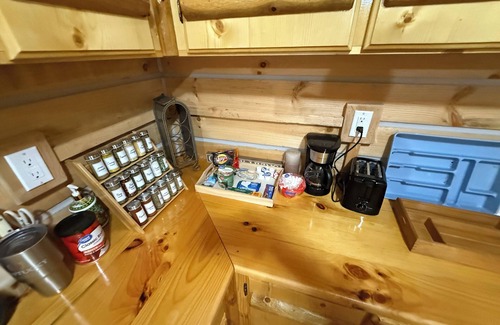 Borden Cabin | Cozy Cabin Escape in Borden, IN – Minutes from Louisville & Outdoor Trails