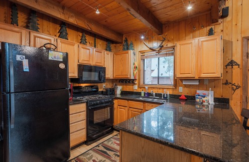 Pagosa Springs Cabin | Cozy Cabin | Near Shopping, Dining, Skiing, Golfing
