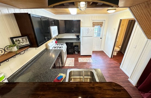 St Germain Cottage | Cozy Cabin on Big St Germain Lake sleeps 2nmodern appliances, Beach on prop!