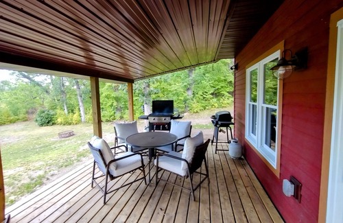 Clitherall Cabin | Cozy Cabin on Lake- Very Private, Kayaks/Canoe,Fire pit,Pet Friendly, Relaxing