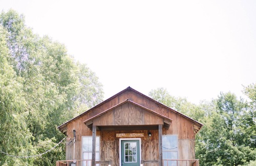 Akers Cabin | Cozy cabin stay in the Louisiana swamp