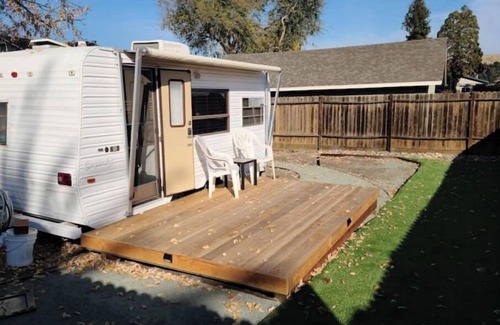 Vine Hill House | COZY CAMPER