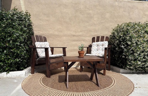 Fallbrook Apartment | Cozy casita nestled in Laketree Estates, 5 min walk to Monserate Winery.