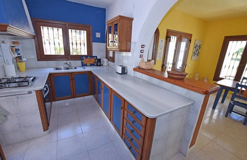 Atlanterra Ski Chalet | Cozy chalet with great views of the Germans beach.WIFI