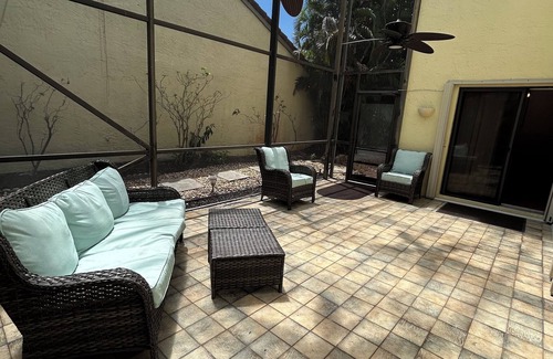 Delray Beach House | Cozy Charming Serene 2-bedroom house in delightful Delray Beach Near Beach