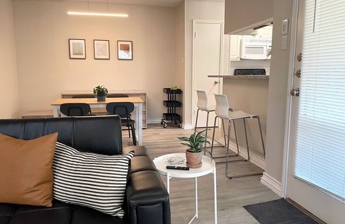 North Arlington Condo | Cozy Clean Condo in Arlington walking distance to Stadiums
