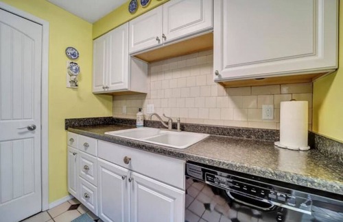 Twin Falls Condo | Cozy ~ Clean ~ Condo near CSI in Twin Falls Idaho