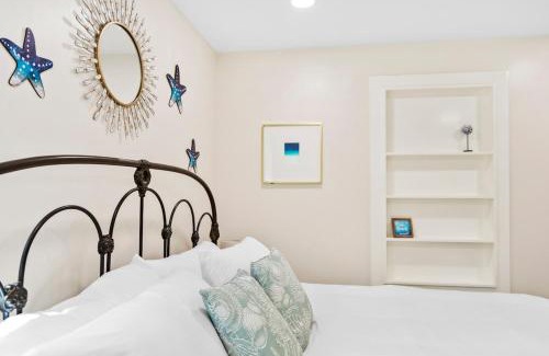 Niceville House | Cozy Coastal Cottage