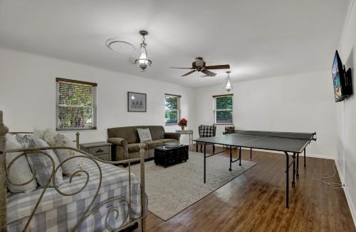 Stonewall House | Cozy Combo Heart of Wine Trail