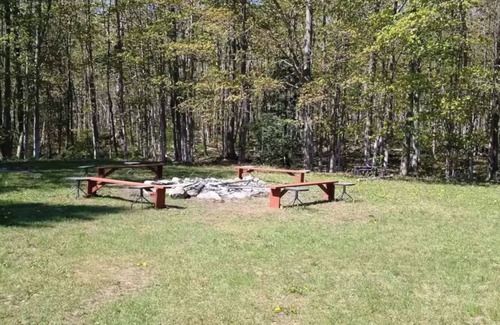Wiarton Apartment | Cozy Comfort Double Room 06 – Peninsula Motel, Minutes from Wiarton Waterfront