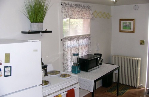Stroudsburg Apartment | Cozy, comfortable and conveniently close to historic downtown Stroudsburg!