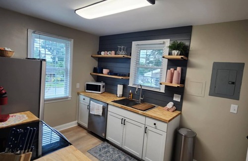 Columbus House | Cozy, comfy home in Columbus, GA. Close to Ft. Moore!