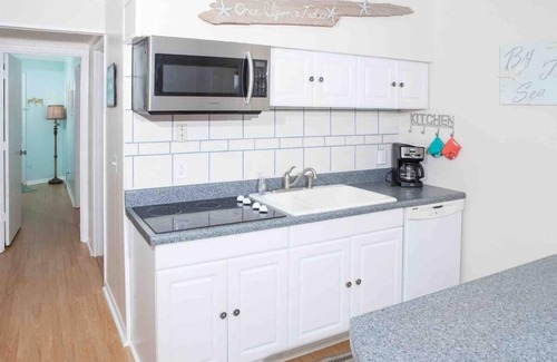 Tybee Island Condo | Cozy condo by the beach at Tybee Savannah