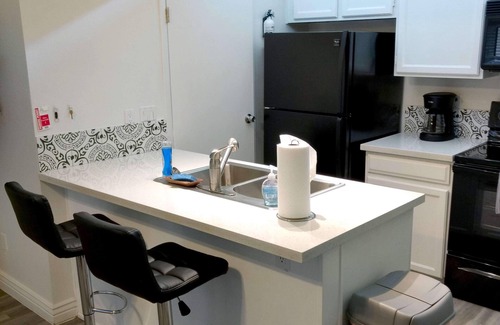 Mesa Condo | Cozy condo near MCC, pool, BBQ, covered parking