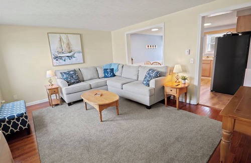Old Orchard Beach Condo | Cozy Condo Steps to Pier, Beach & Fun