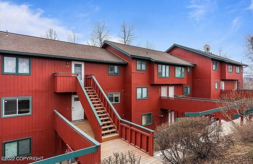 Northeast Anchorage Condo | Cozy condo with great views