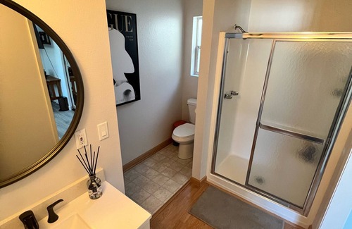 Browns Valley Cottage | Cozy Conveniently Located Cottage In the Valley
