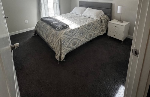 Phenix City Cottage | Cozy Cottage by the lake!