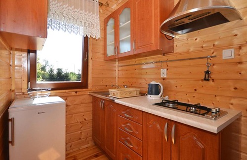 Darlowo House | Cozy Cottage in Domaslawice with Swimming Pool