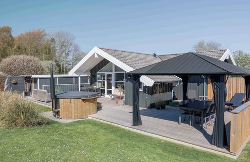 Næs House | Cozy cottage in scenic surroundings