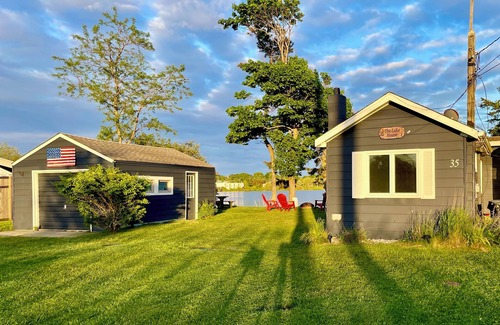 Montauk Cottage | Cozy cottage on Fort Pond Lake.