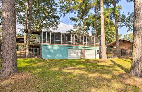 Avinger House | Cozy Cottage on Lake O The Pines with Lake Views!
