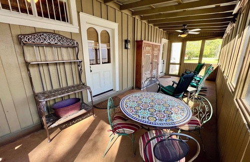 St. Francisville Cottage | Cozy Cottage in the heart of downtown Saint Francisville, Louisiana