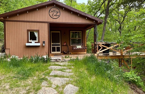 Marthasville Cabin | Cozy Cottage, we're told it's heavenly!