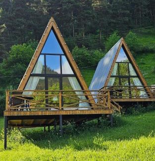 Bagvdanari Ski Chalet | Cozy Cottages
