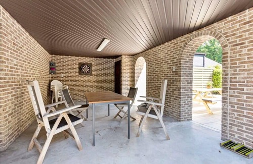 Houthalen-Helchteren House | Cozy Country House in Houthalen-Helchteren