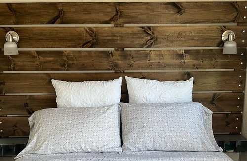 Hermosa Cottage | Cozy Country Cottage in the Black Hills of SD! Minutes from Custer State Park!