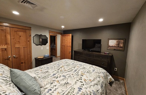 Sparta Cabin | Cozy country get away. Nestled in the driftless region of Wisconsin.