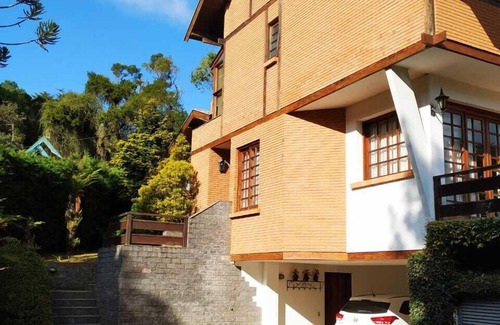 Campos do Jordao House | Cozy country house with beautiful mountain views