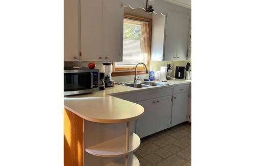 Charlotte House | Cozy Cove On Sugar Creek A 2-bedroom Dream Home is located on an acre of land