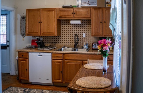 Leadville North House | Cozy Dog-Friendly Cabin in Leadville – Near Skiing, Hiking & Downtown