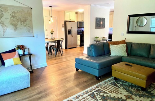 Wake Forest House | Cozy dog friendly Wake Forest Home close to Joyner Park and Downtown Wake Forest