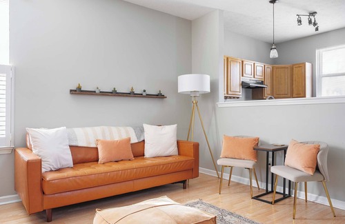 Near Northside House | Cozy Downtown Escape! Hot tub and Modern Touches