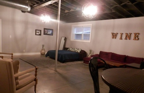 Tell City Apartment | Cozy efficiency apartment in Tell City with WiFi, AC