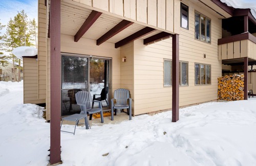 Moose Wilson Road Condo | Cozy end condo with fireplace & washer/dryer - near Teton Village & Jackson