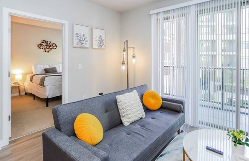 Fairfax Apartment | Cozy Experience in Fairfax + Pool