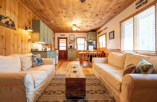 Gilmanton IW Cabin | Cozy Fall Cabin Getaway near hiking w/firepit and kids bunkhouse