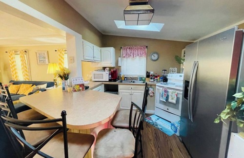 North Falmouth House | Cozy Falmouth Summer Rental - Less than 1 mile from the beach! Pets considered!