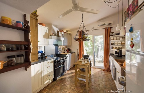 Quinta das Raposeiras Villa | Cozy family-friendly holiday home with many extras