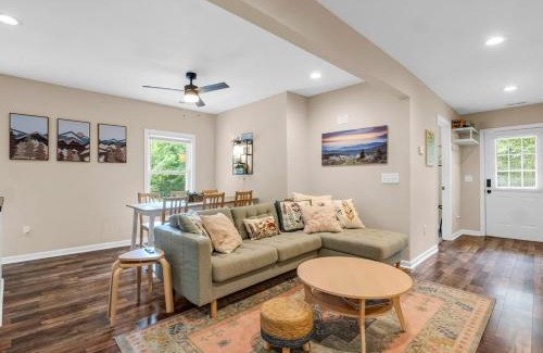 Lake Lure House | Cozy Family Vacation Cottage Lake Lure
